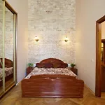 театральная , 23 2х ком в историческом центре Apartment Lviv