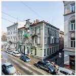 театральная , 23 2х ком в историческом центре
