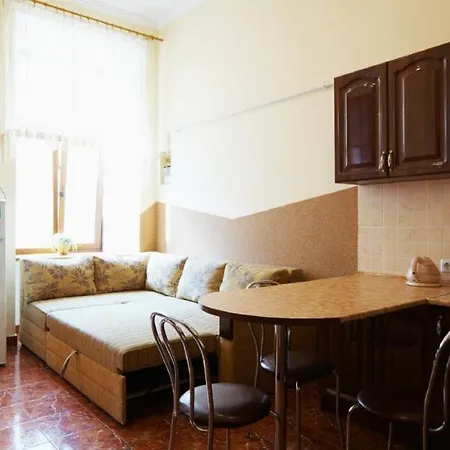 Apartamento театральная , 23 2х ком в историческом центре