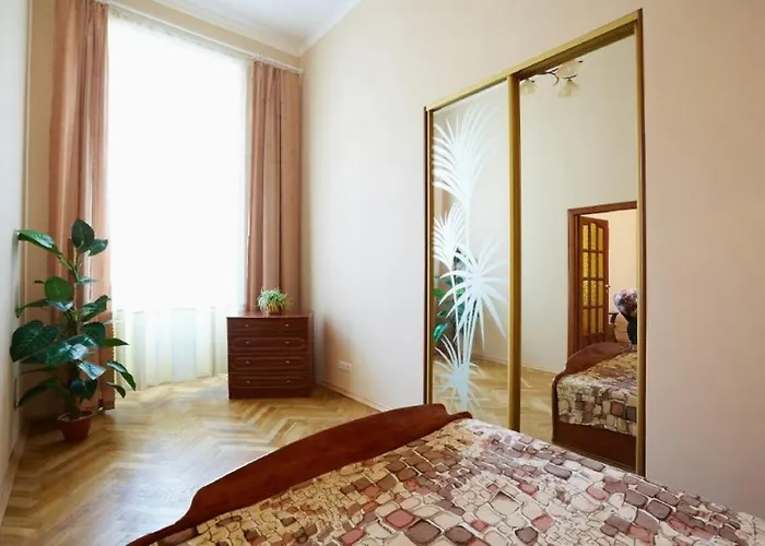 Apartamento театральная , 23 2х ком в историческом центре *