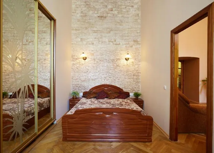 театральная , 23 2х ком в историческом центре Apartamento Leópolis