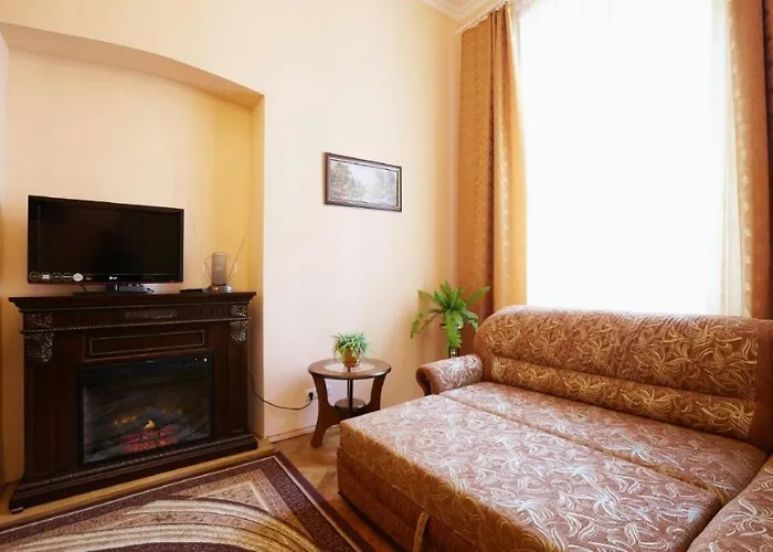 Apartamento театральная , 23 2х ком в историческом центре *