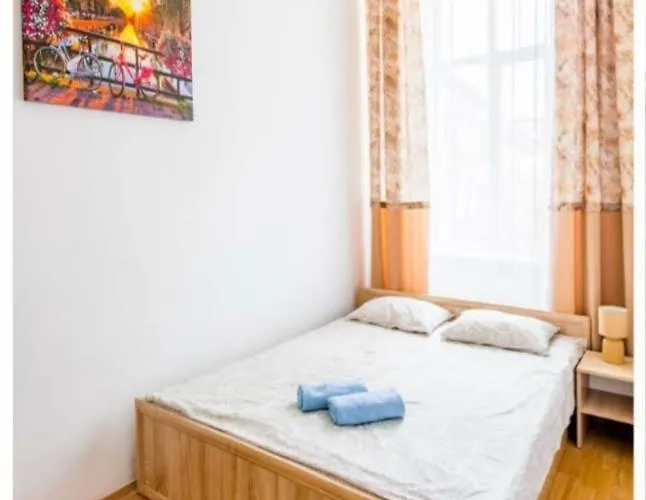 театральная , 23 2х ком в историческом центре * Львов